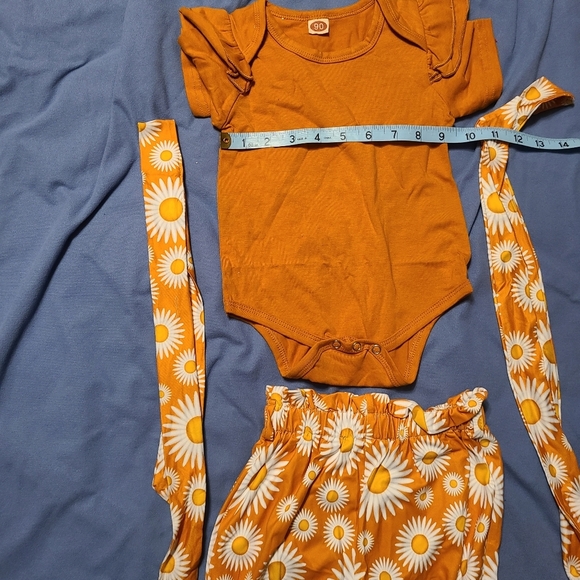 Girls no brand size 18 to 24 months 1 piece w/ shorts & 2 ties NWOT - Picture 4 of 11